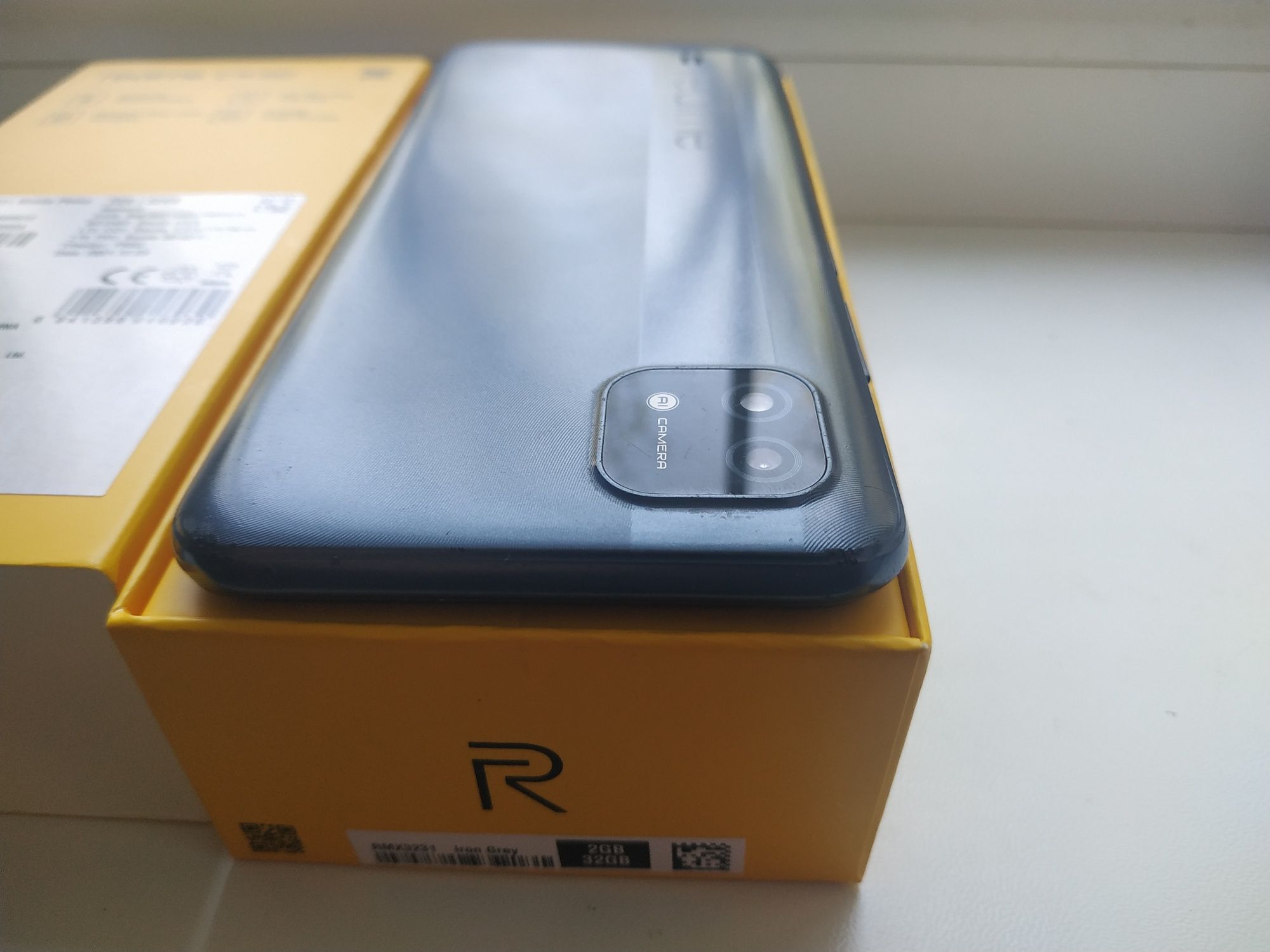 Realme C11 в хорошем состоянии.