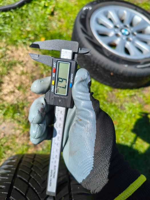 Felgi BMW E87 5x120, opony całoroczne 205/55/16 jak nowe