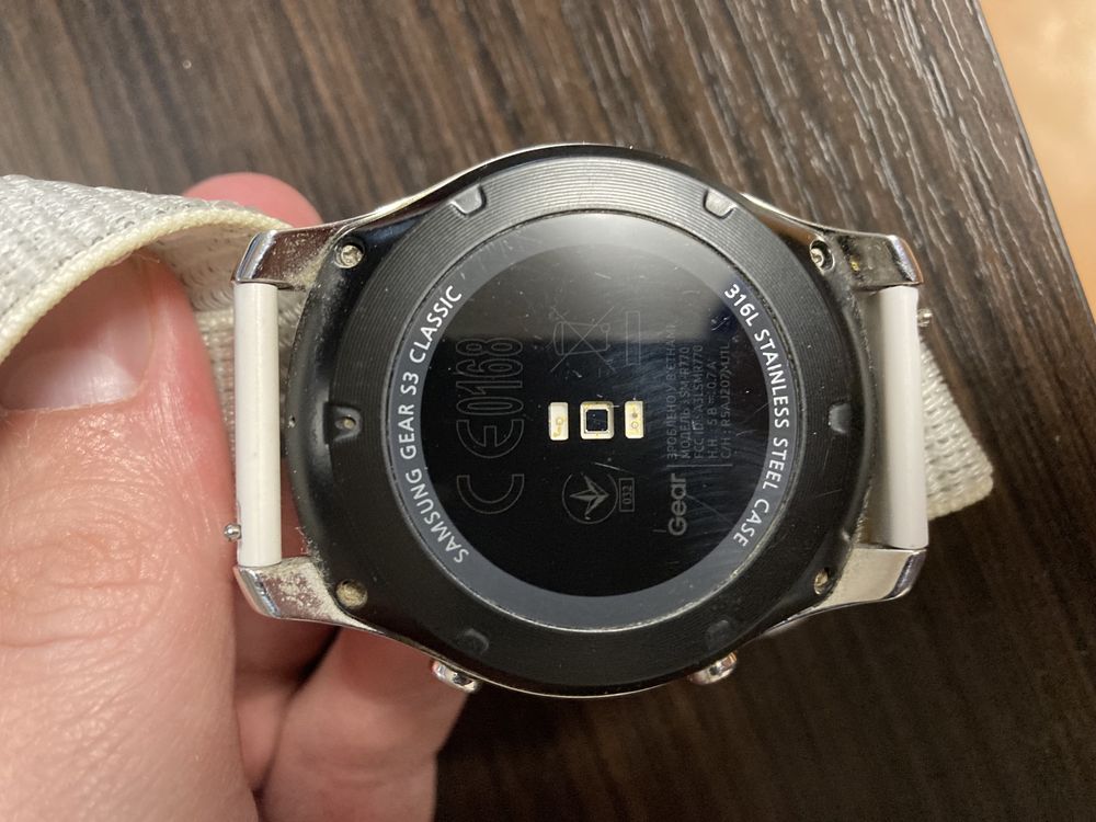Samsung Galaxy Watch Gear S3 Classic, в ідеальному стані, б/в