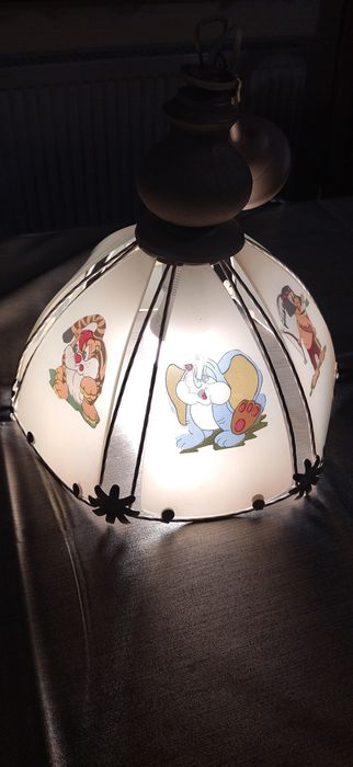 Lampa do pokoju dziecięcego