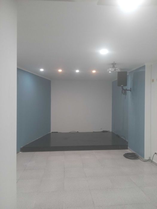 Pinturas e isolamentos de interiores e exteriores