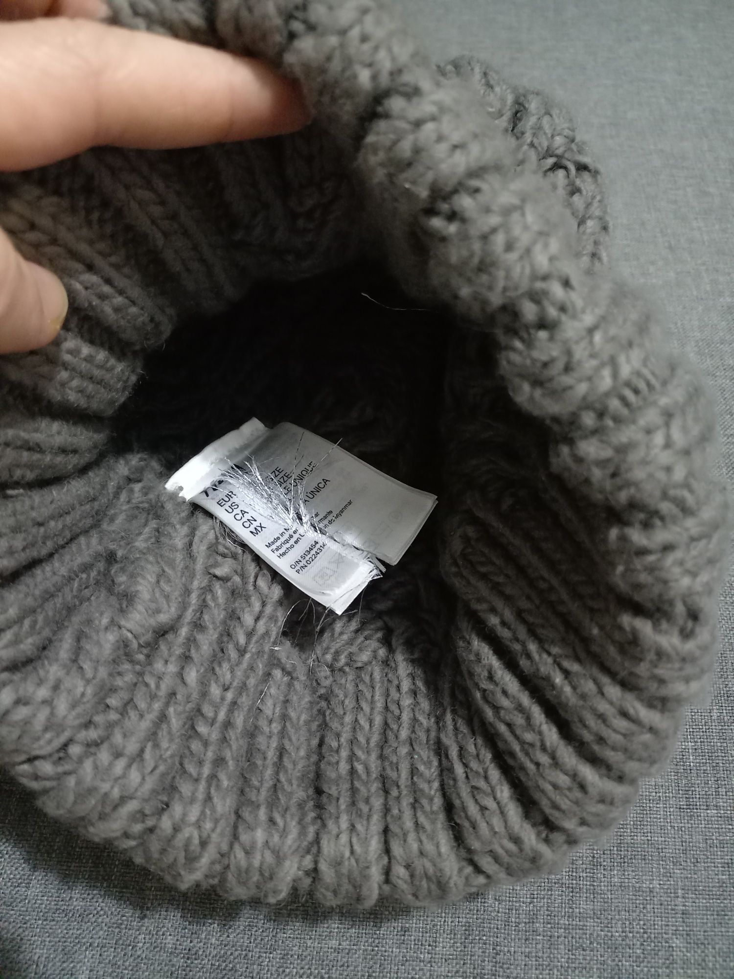 Зимова шапка H&M one size є шерсть