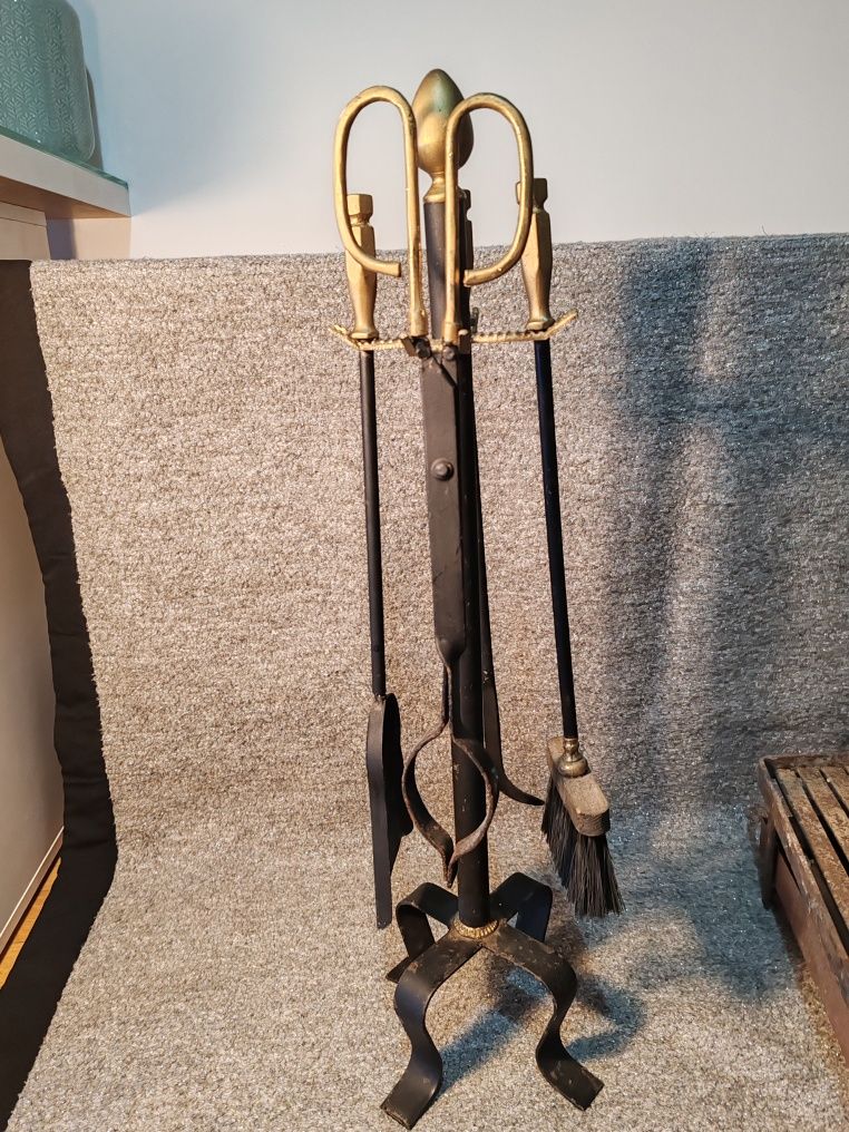 Grelha para lareira + utensílios