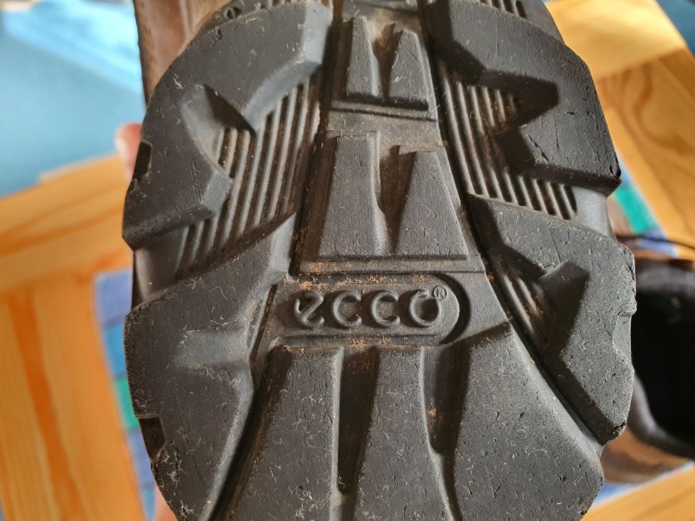 Ботинки Ecco размер 39, оригинал, Gore Tex.