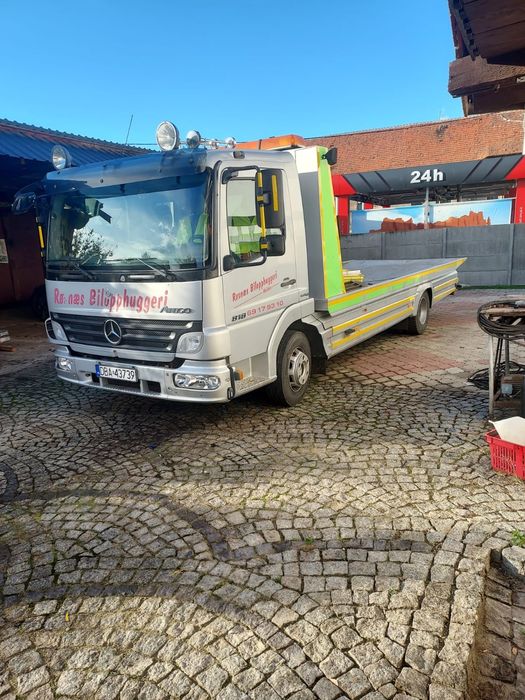 Mercedes Atego 818 hydropłyta pomoc drogowa autolaweta