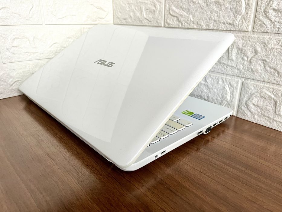 Игровой Asus Intel Core + Nvidia MX + SSD + игры + комплект