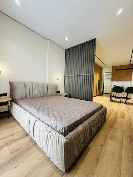 Оренда квартири студії 41м2 район Новопечерських Липок Дельмар