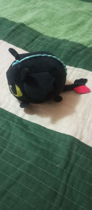 Maskotka pluszak smok Czarna Furia  Szczerbatek z bajki "Jak wytresowa