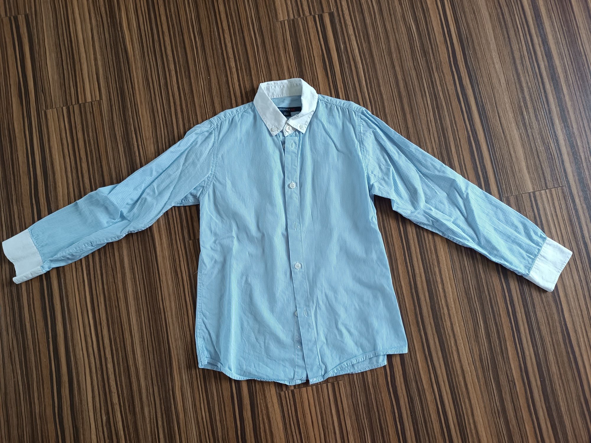 Elegancka koszula z kołnierzykiem Reserved 140