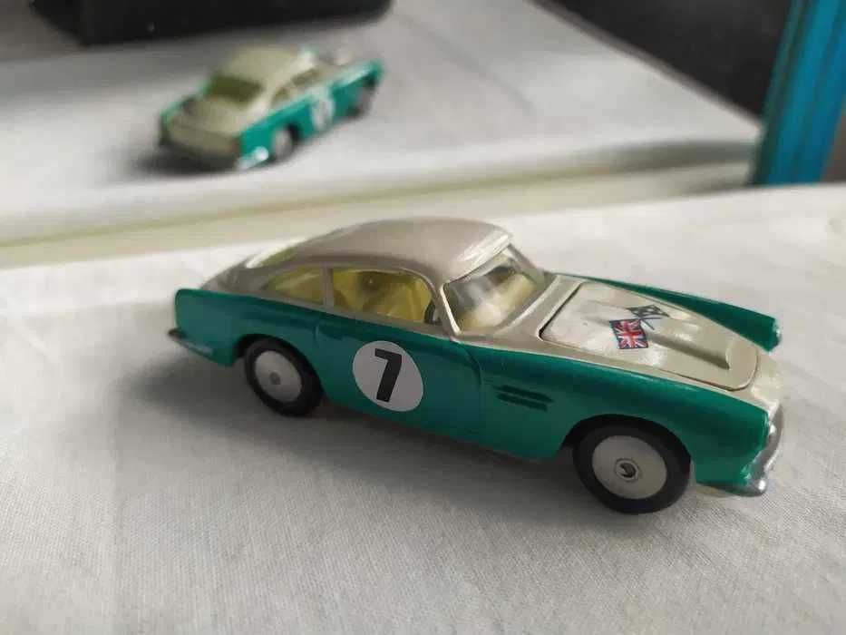 Corgi 309 Aston Martin de Competição - 1962 (c/ Caixa)