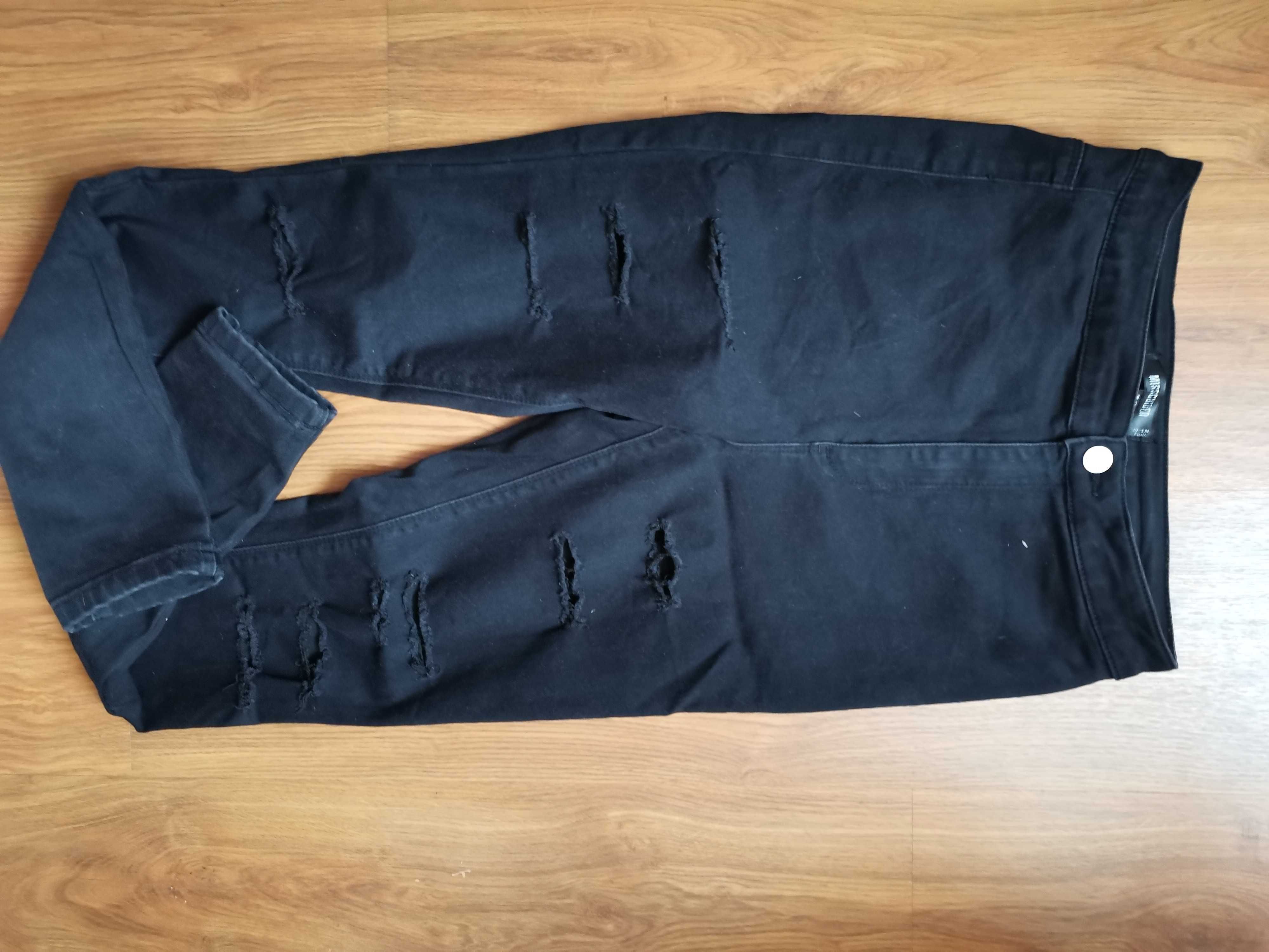 Spodnie jeans, kolor czarny rozmiar M, nowe bez metki