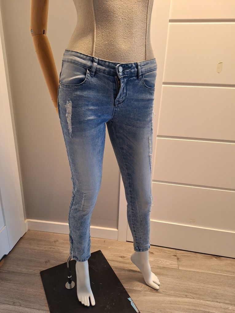 Spodnie jeansowe cropp 34/xs