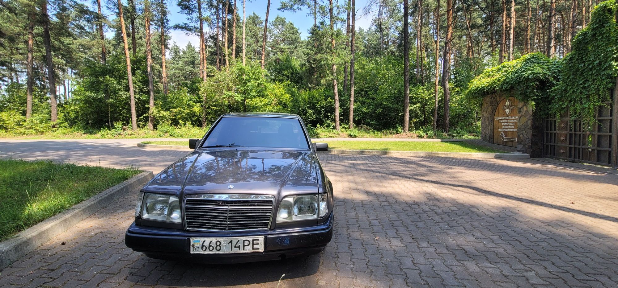 Мерседес  W124 mercedes