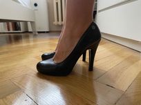 Czółenka czarne klasyczne skórzane Venezia 37