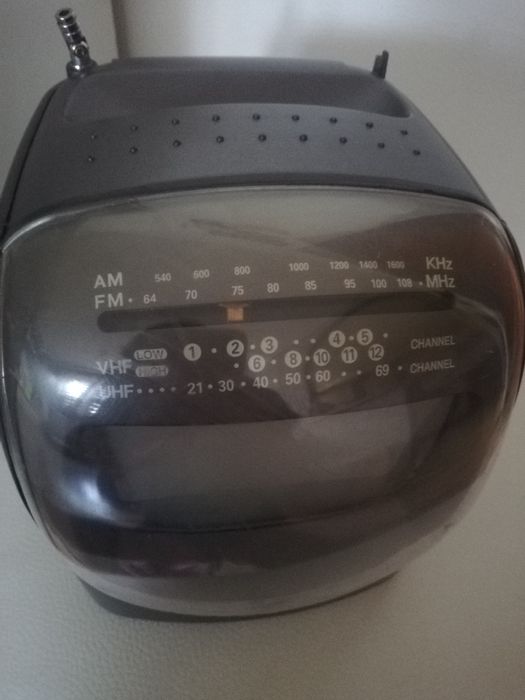 Mały telewizorek radio Panasonix
