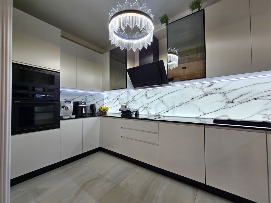 Унікальний приватний будинок з ремонтом в Лісовій Бучі. Без комісії!