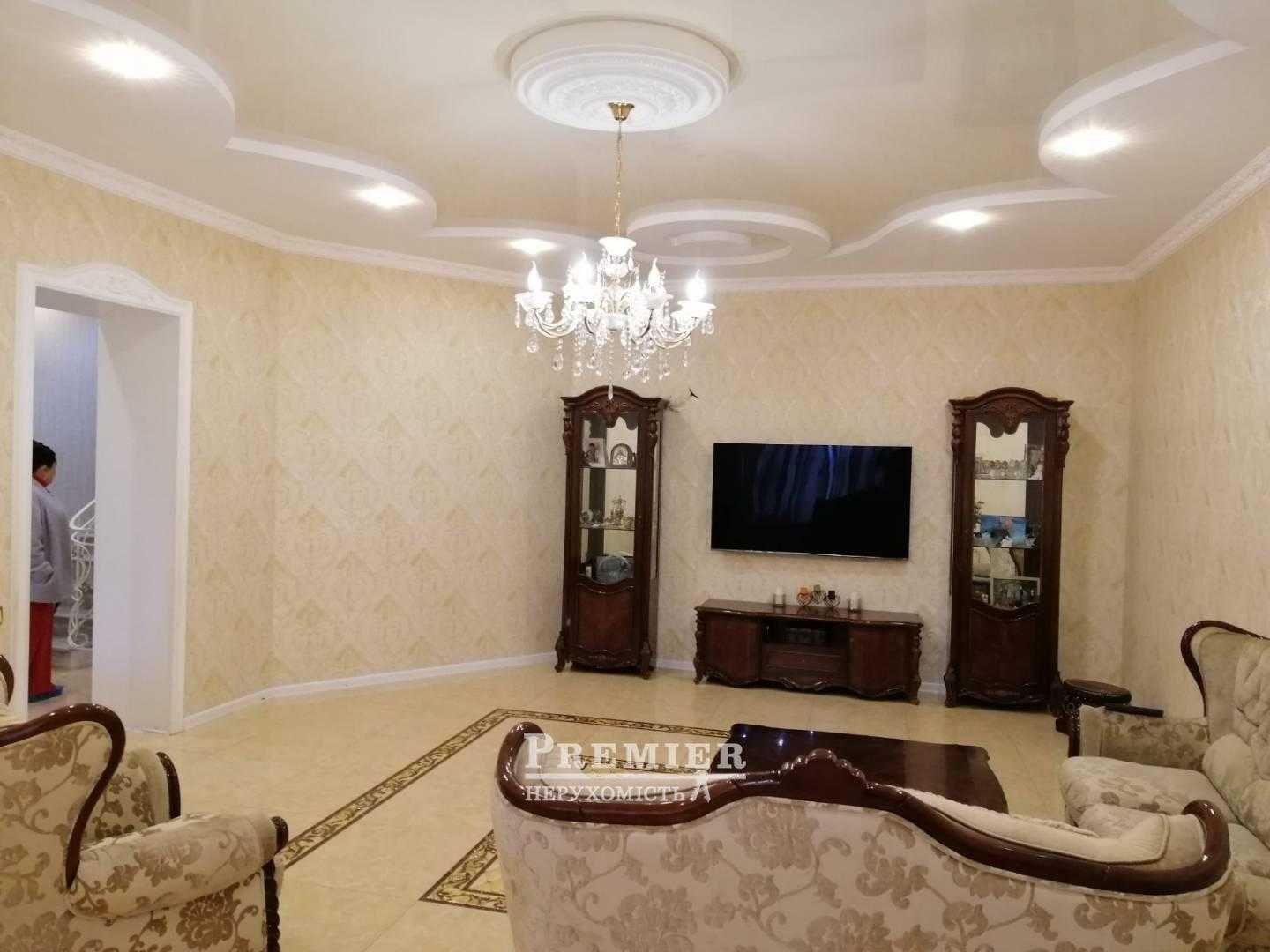 Продам дом в Лесках с евроремонтом!