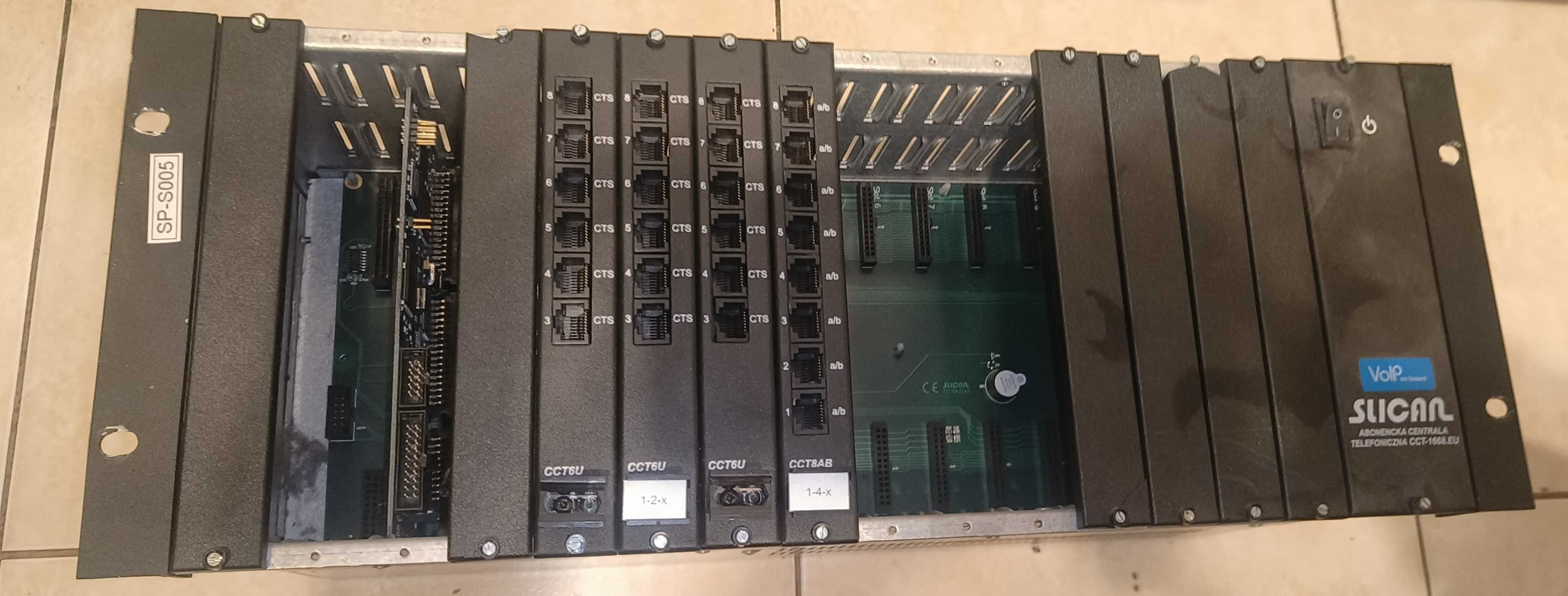 Karty od centrali telefonicznej Slican CCT-1668. EU