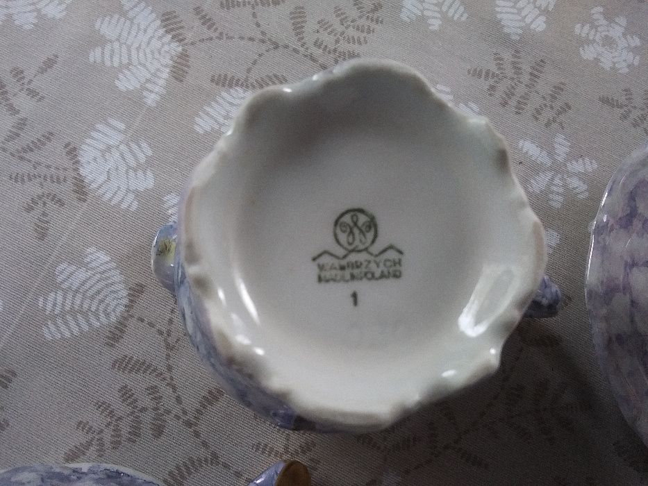 Porcelana Walbrzych filizanki mlecznik cukiernica