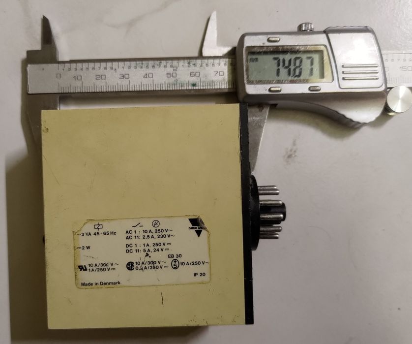 Sprzedam przekaźnik czasowy Carlo Gavazzi SB-125-230