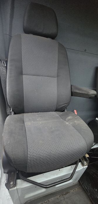 Fotel siedzenie Mercedes Sprinter 906 prawy pasażera podłokietnik kpl.