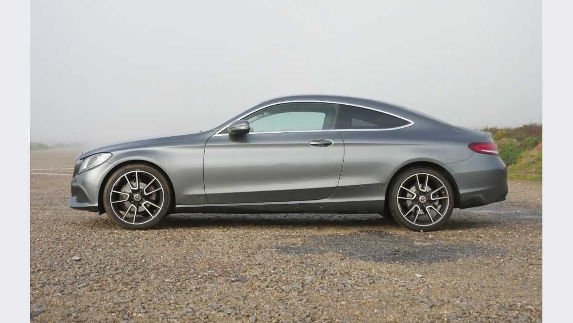 Mercedes C Coupé - Desportivo com Classe