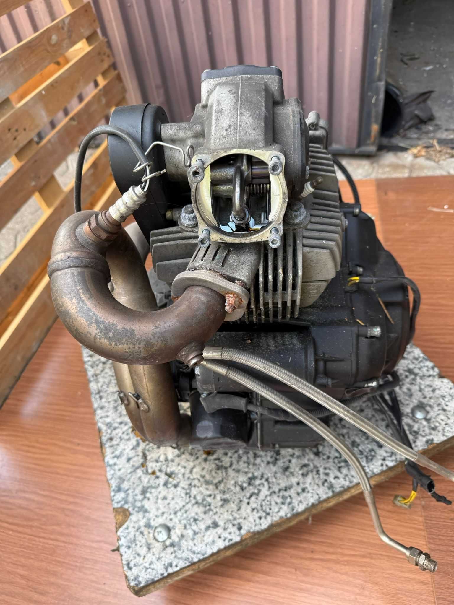 DUCATI 797 monster silnik