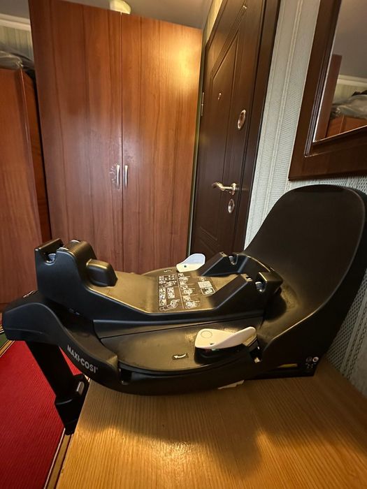 Автокрісло Maxi Cosi Pebble 360 Pro2.   + FamilyFix 360 Pro