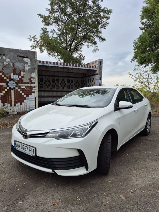 Продам  Тойоту короллу