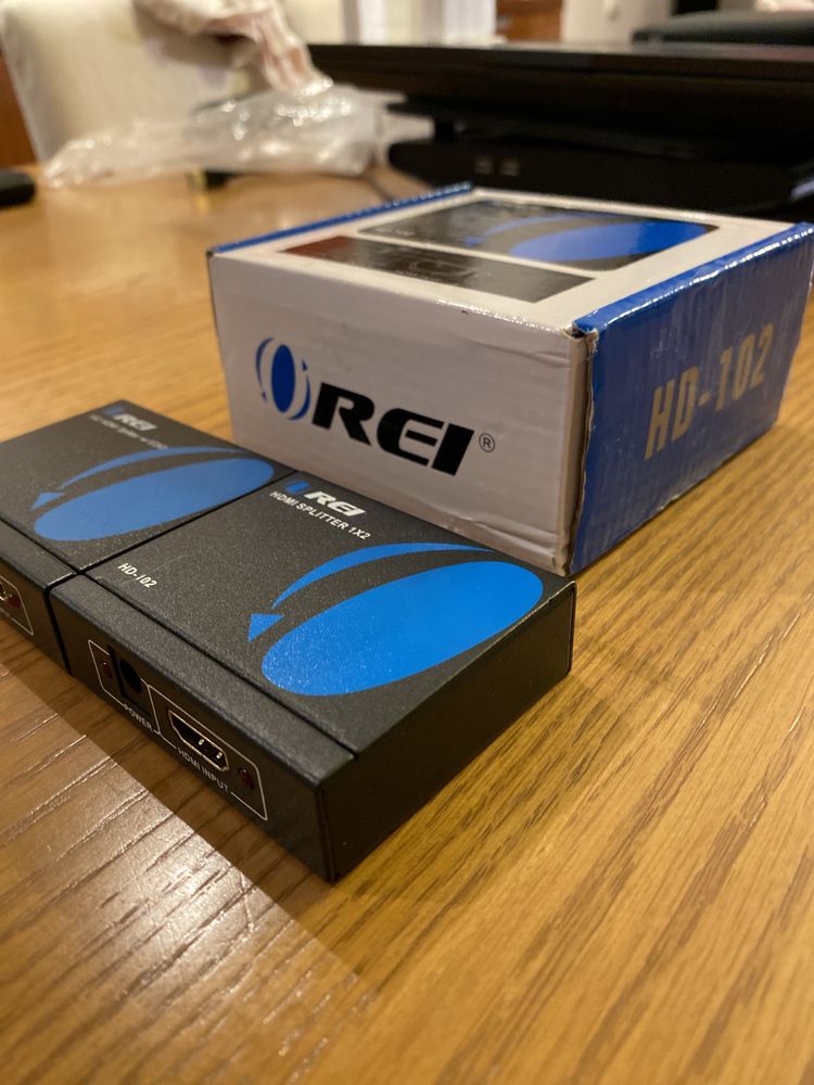 Rei HDMI splitter 1x2