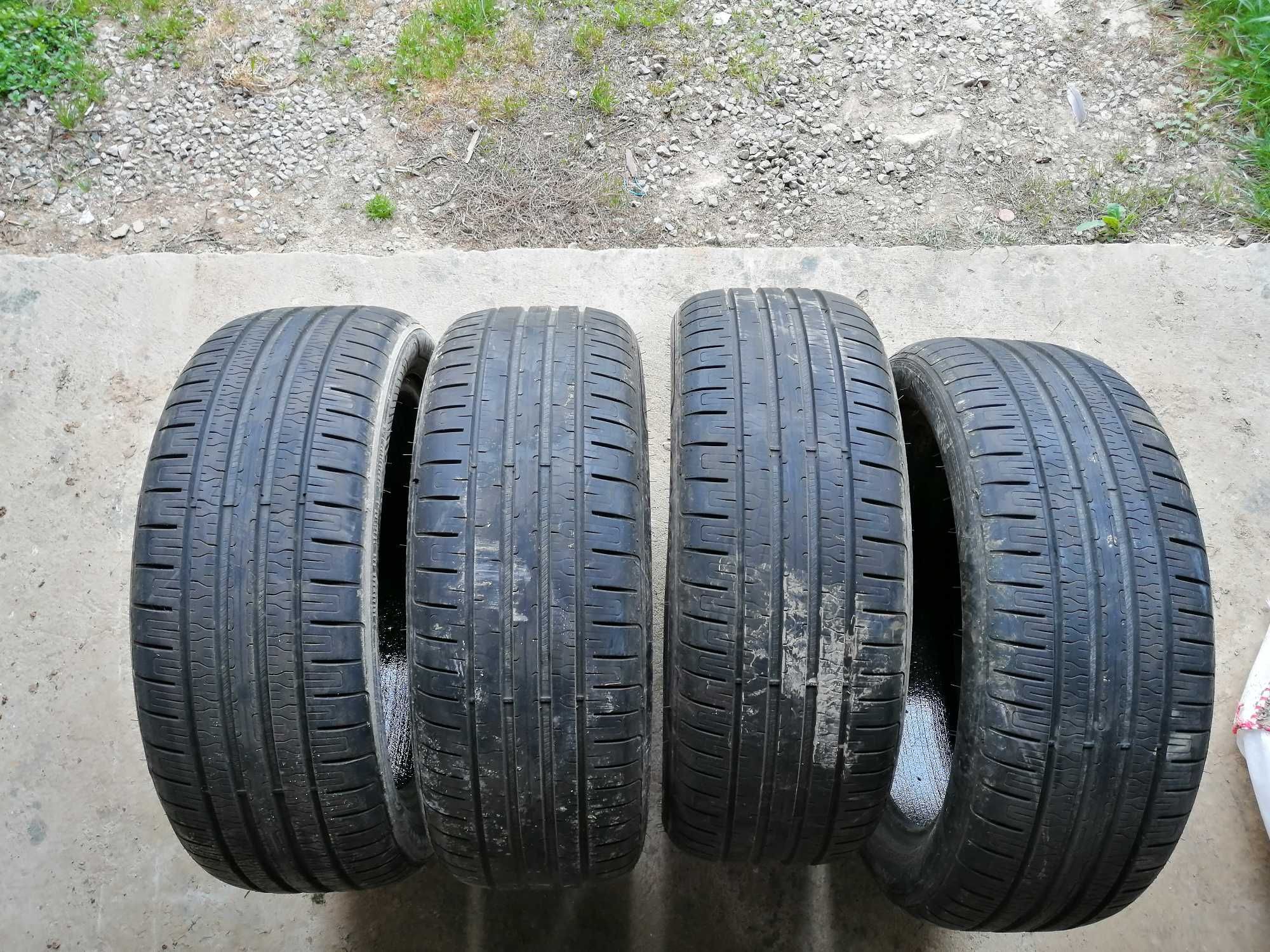 Goodyear efficient grip perfomance 215 50r19 93t