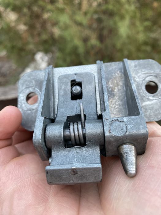 Замок на ляду ВАЗ 2109