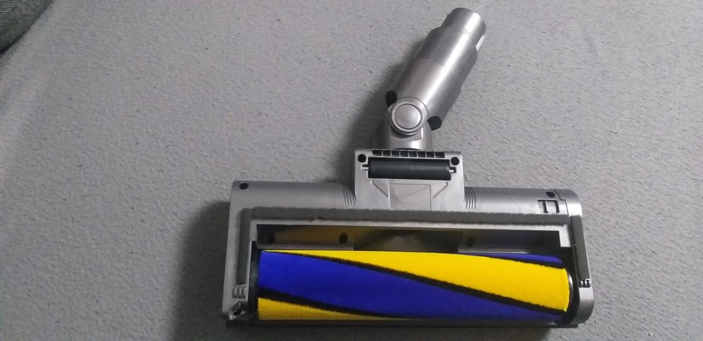 Dyson V8 końcówka