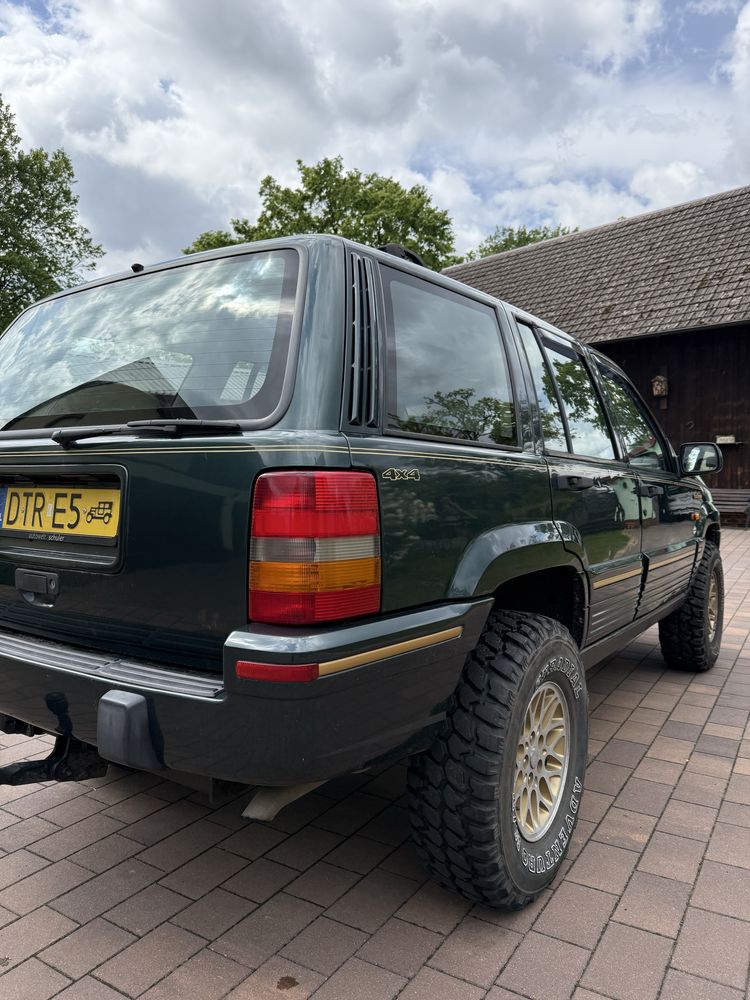 Jeep Grand Cherokee Limited 4.0 benzyna, 6 rzędowa