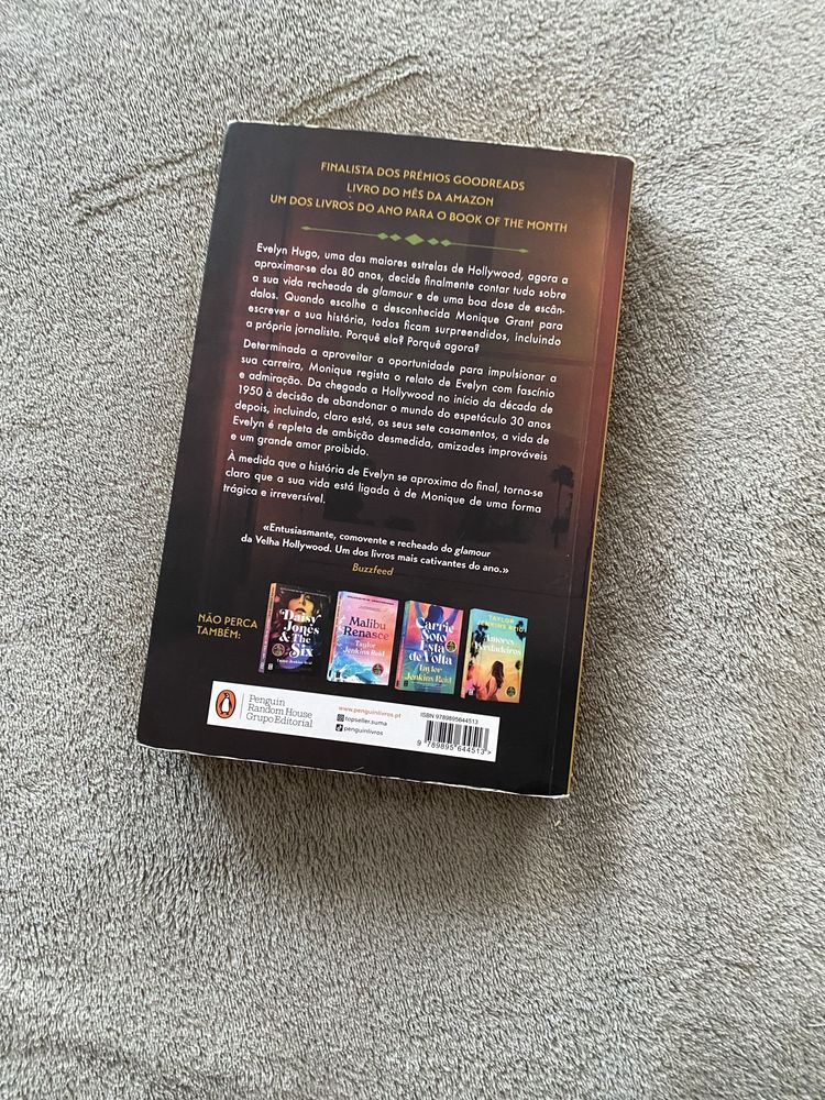 Livro 7 maridos de evelyn hugo estado novo