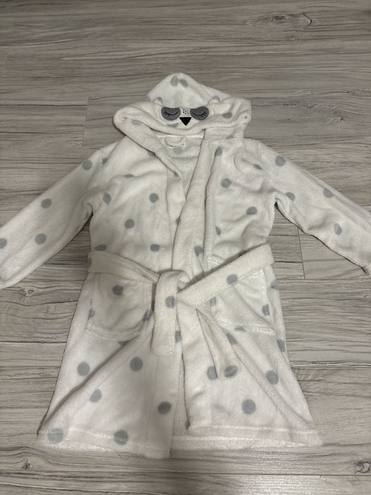 Szlafron sinsay 116/122