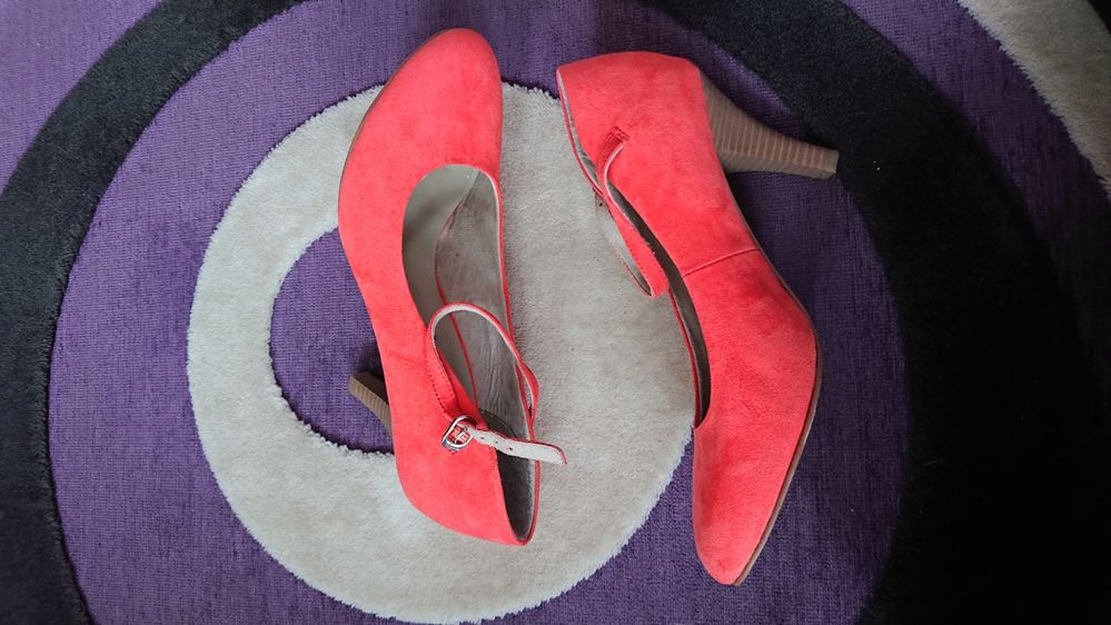 Buty Tamaris rozm.40  jak nowe