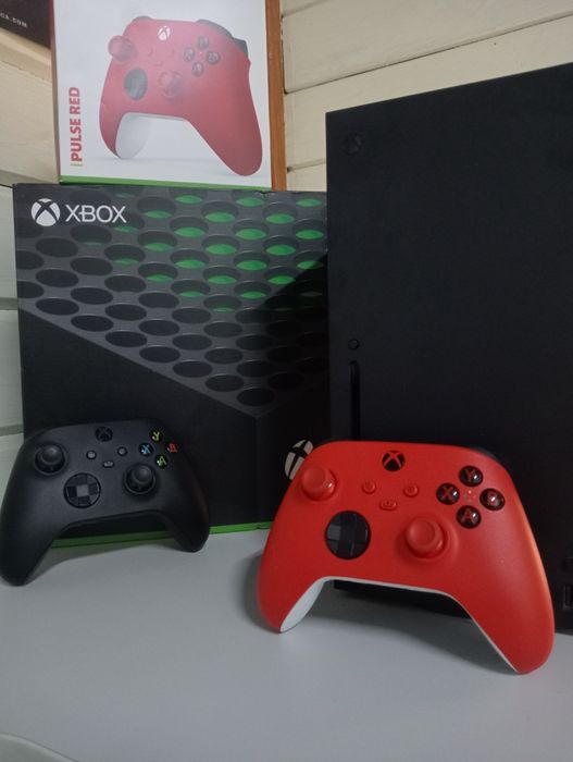 Xbox series X com caixa