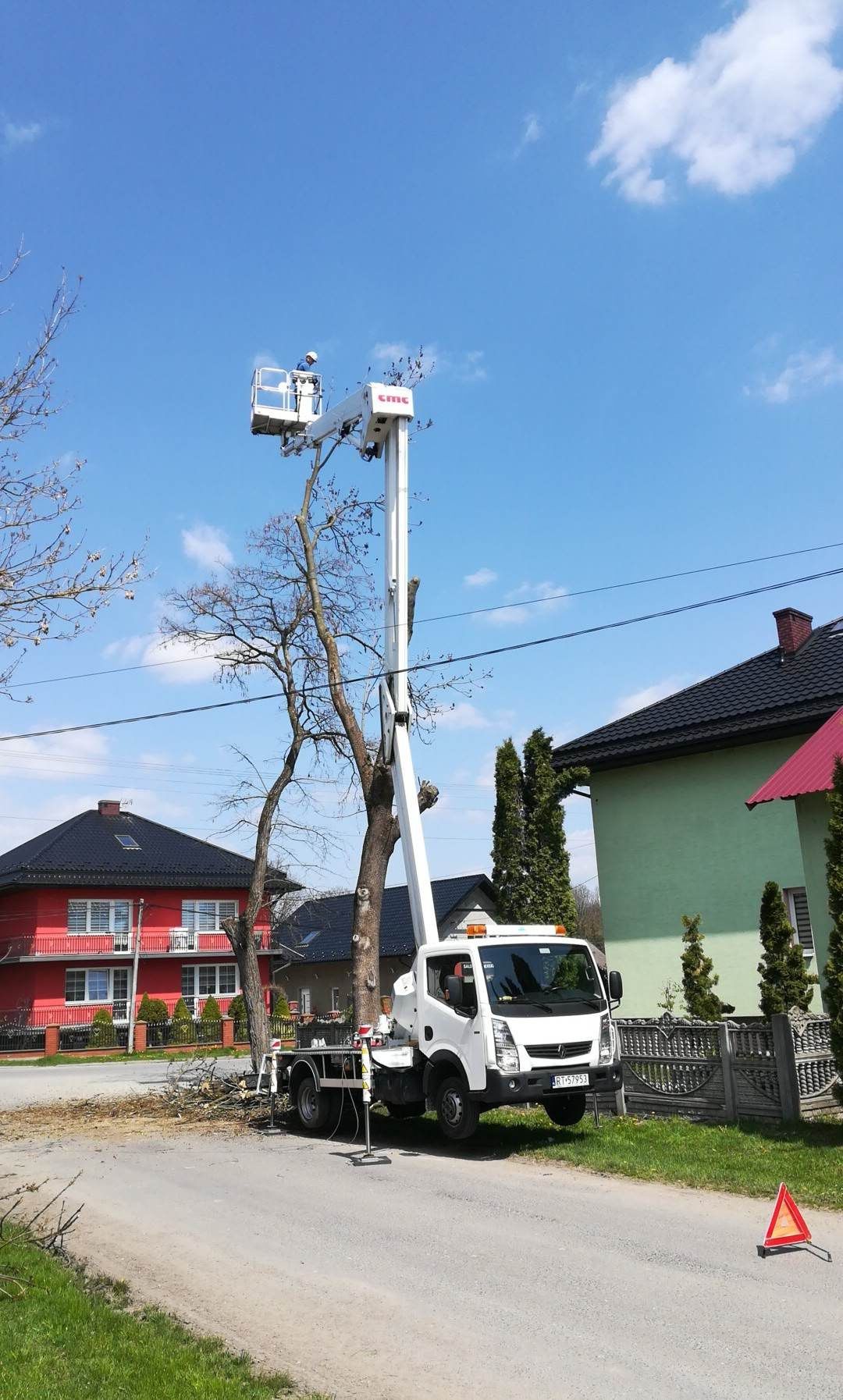 Wynajem podnośnika koszowego- zwyżki 26m