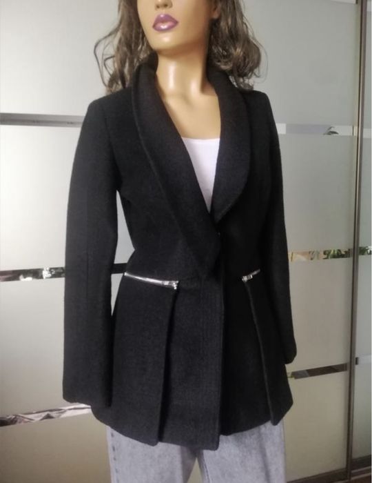 Чорний піджак zara фактурний розмір s