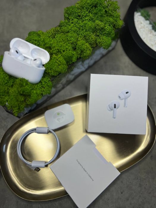 Чудові навушники від apple airPods Pro 2 lux якості + чохол в подаруно