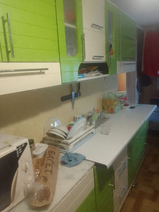 Продам кухонну стінку 2..70