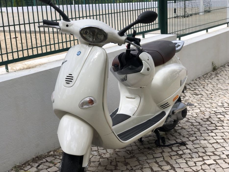 Vespa 125 (como Nova) LINDA