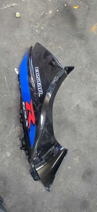 Części Suzuki GSX-R 1000R 2019r!Plastik wypełnienie przełącznik boczek