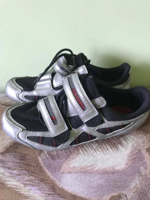 Buty kolarskie DIADORA- jak nowe.