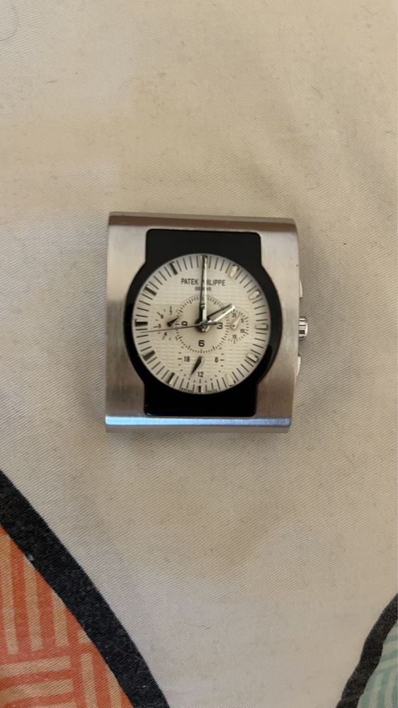 Часы patek phillipe с ОАЕ