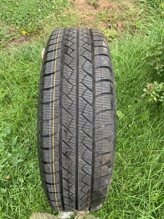 215/75r16c резина з диском Goodyer на Рено мастер