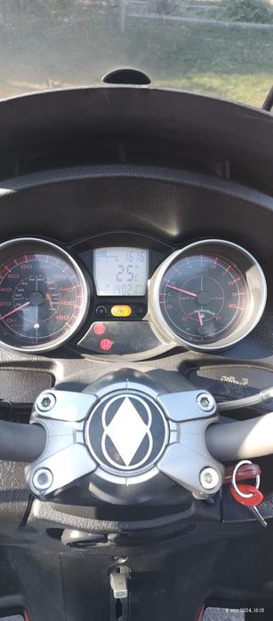 Motocykl Piaggio MP3 LT500