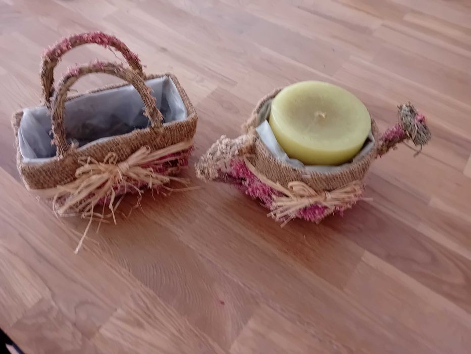 Conjunto artesanal decorativo – cesta e bule com vela
