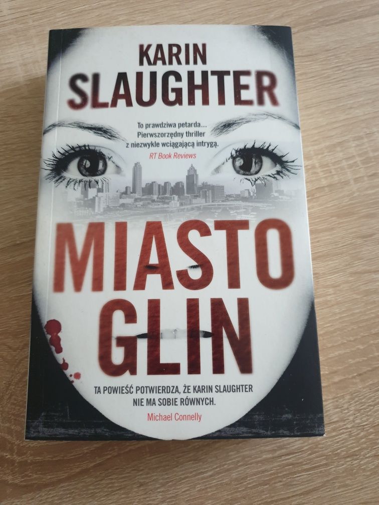 Sprzedam książkę Miasto glin Karin Slaughter
Książka na jednej ze str